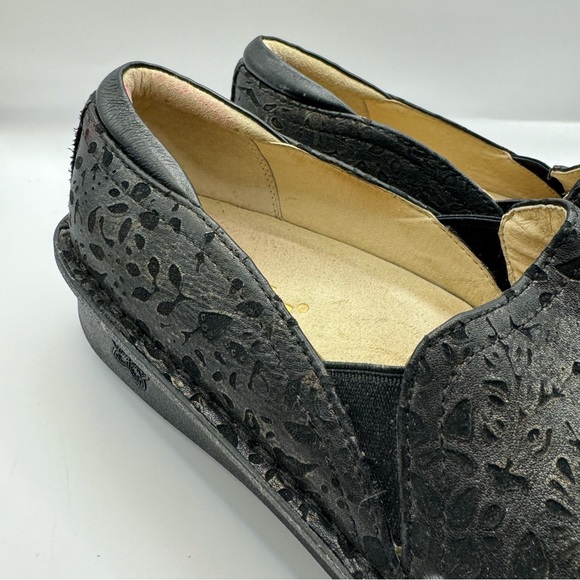 Alegria | Debra Delicut Slip-Ons - Picture 3 of 12